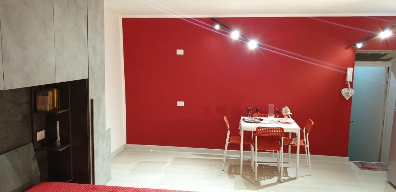 דירות נאפולי Casa Di Tilde מראה חיצוני תמונה
